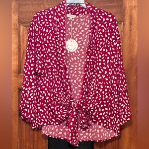 NWT Umgee garnet and white kimono